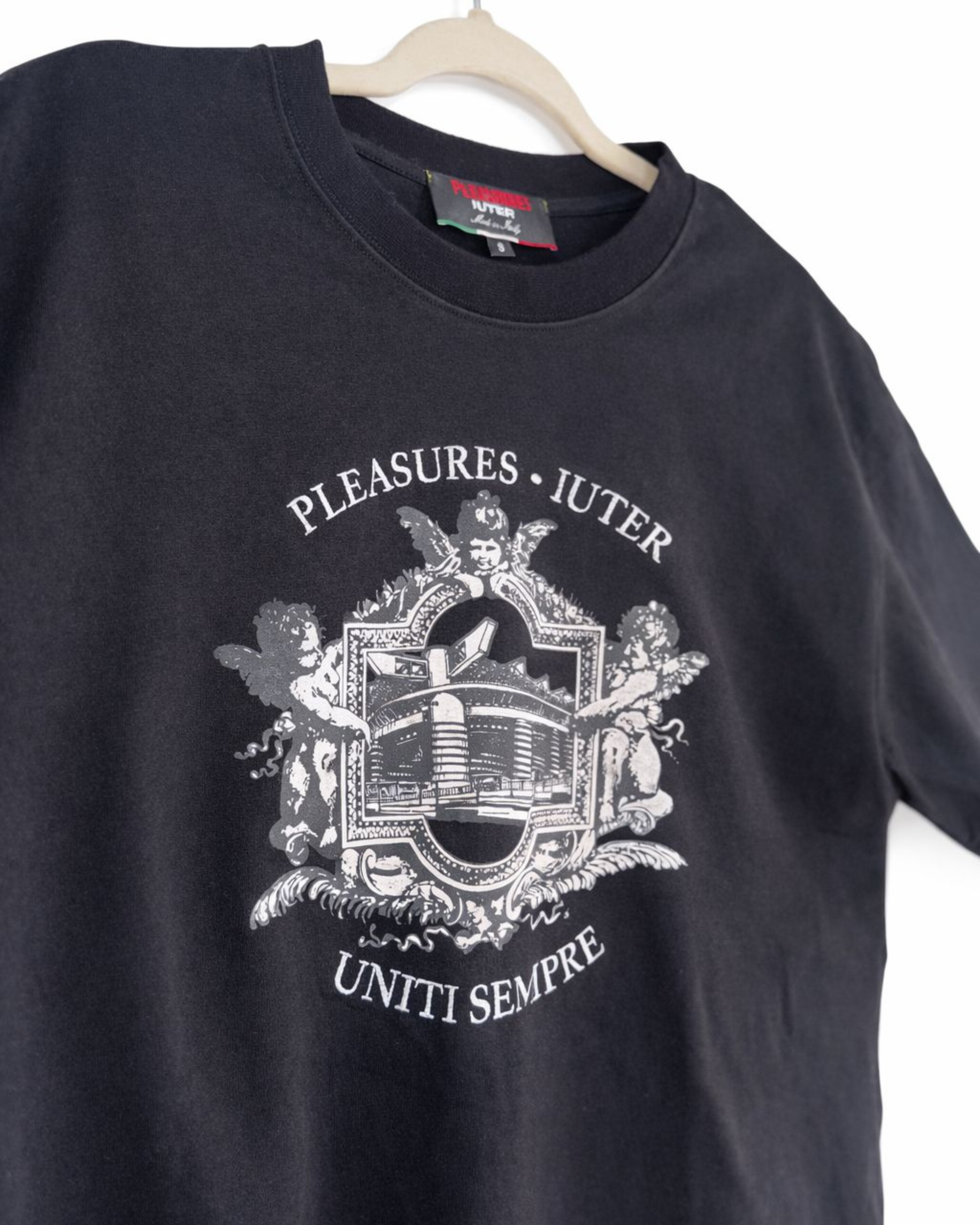 UNITY SEMPRE T-Shirt – PLEASURES
